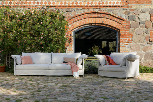 Lotus sofaserie – like fin ute som inne