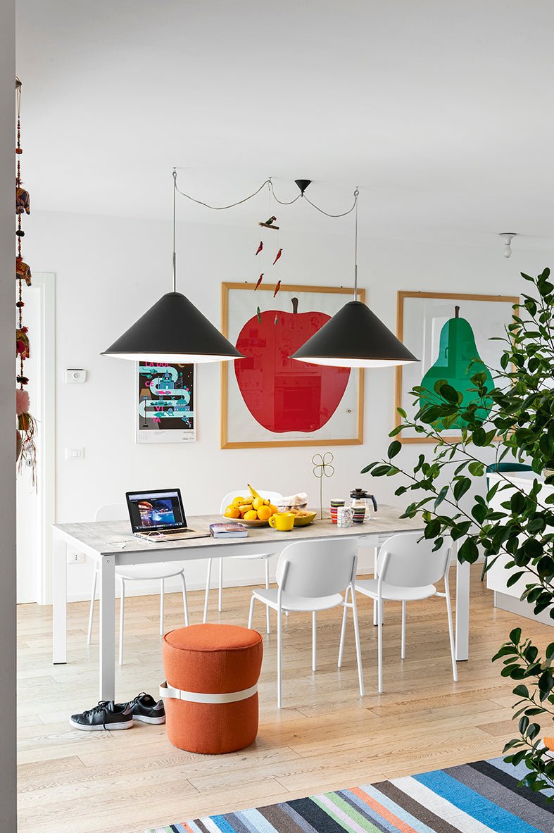 Eminence 160 - 310 Melamin spisebord, en del av kategorien Spisebord - At Home Interiør