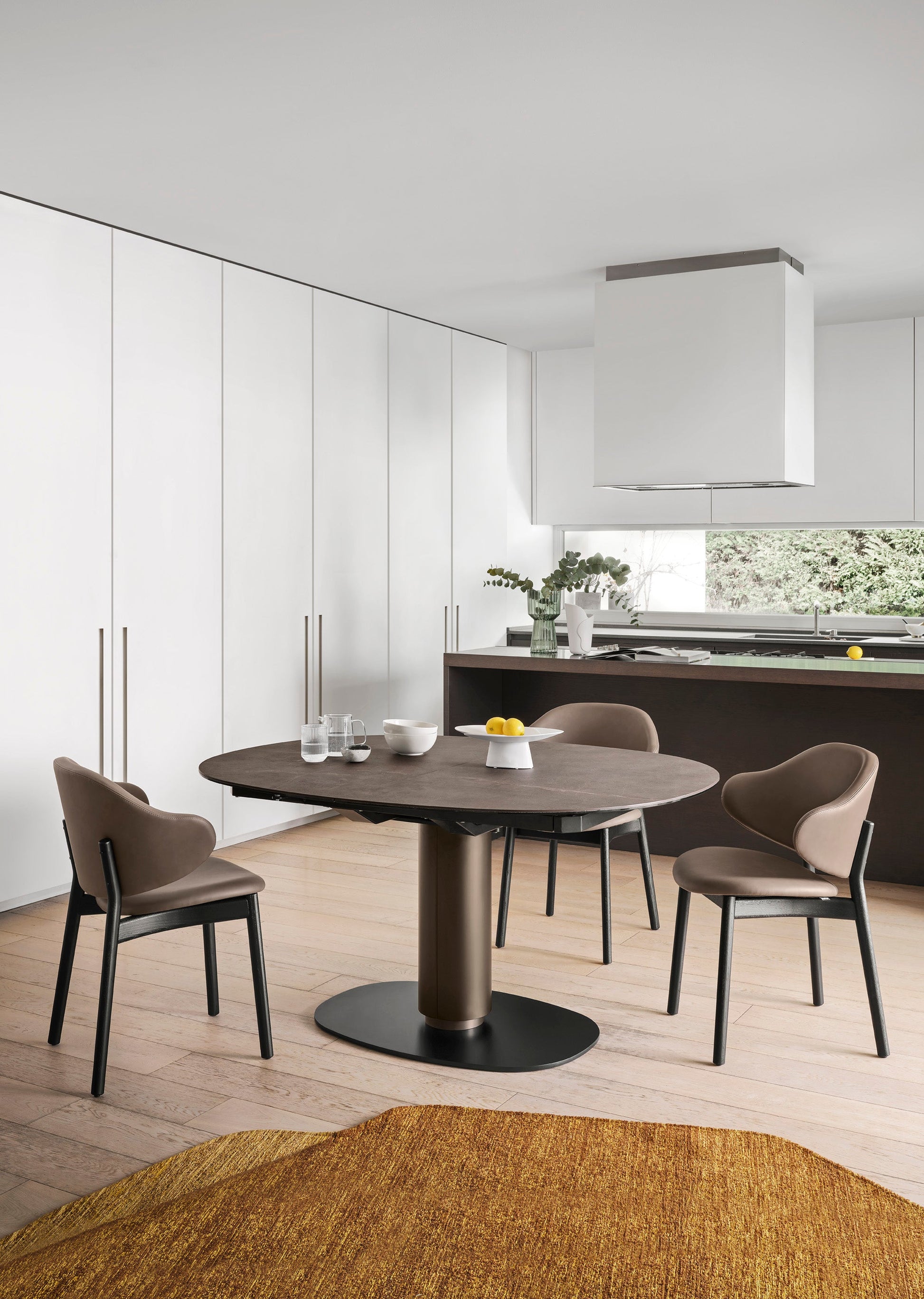 Holly spisestuestol med treben, CS2080, en del av kategorien spisestuestol - At Home Interiør