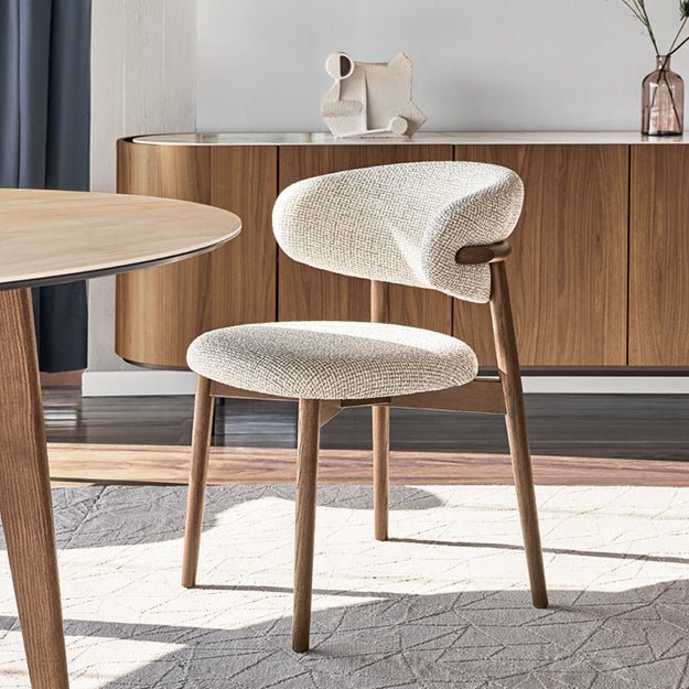 Oleandro en god spisestuestol med treben, Tekstil, en del av kategorien spisestuestol - At Home Interiør, Oslo, møbelbutikk