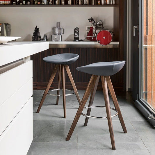 Palm barstol Wood, en del av kategorien Spisestuestol - At Home Interiør