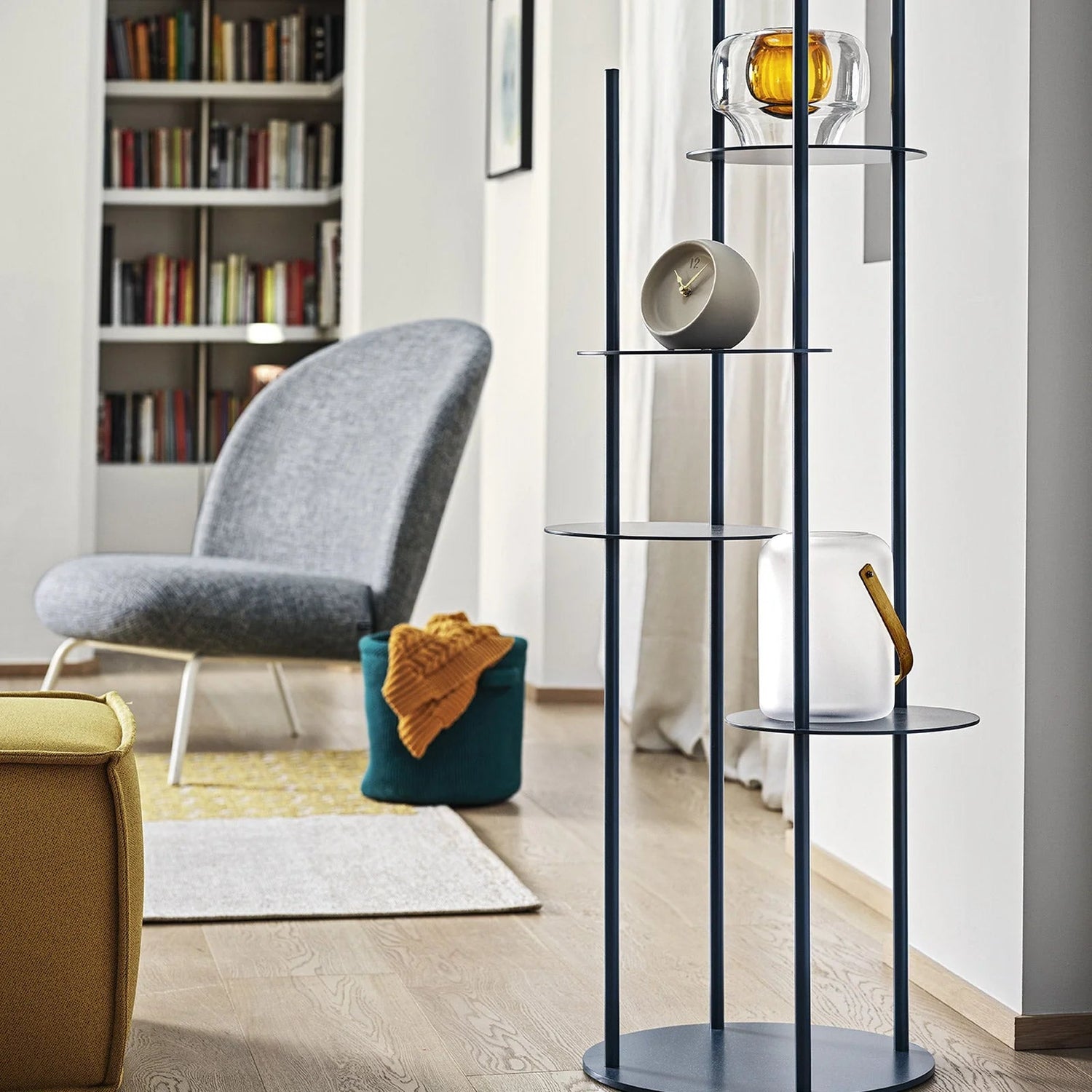 Hyller og oppbevaring - At Home Interiør