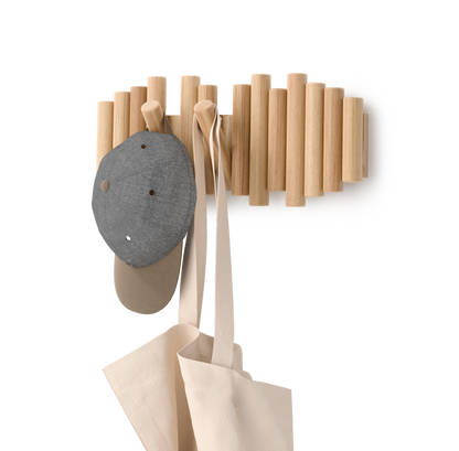 Picket knaggrekke natur – funksjonelt design som også er veggkunst