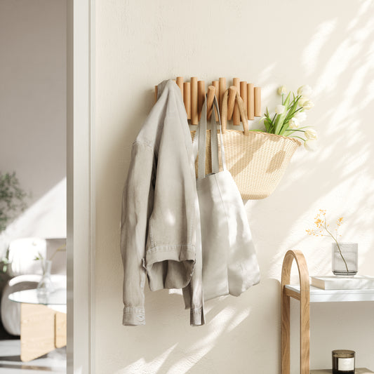 Picket knaggrekke natur – funksjonelt design som også er veggkunst