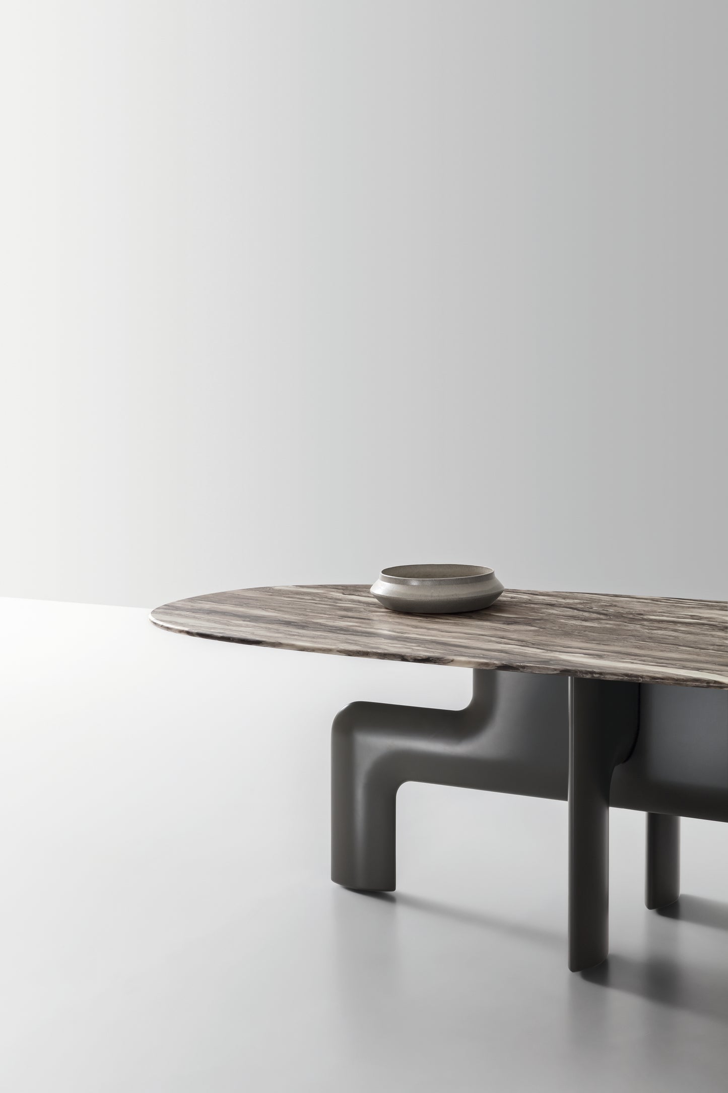 Biarittz spisebord marmor