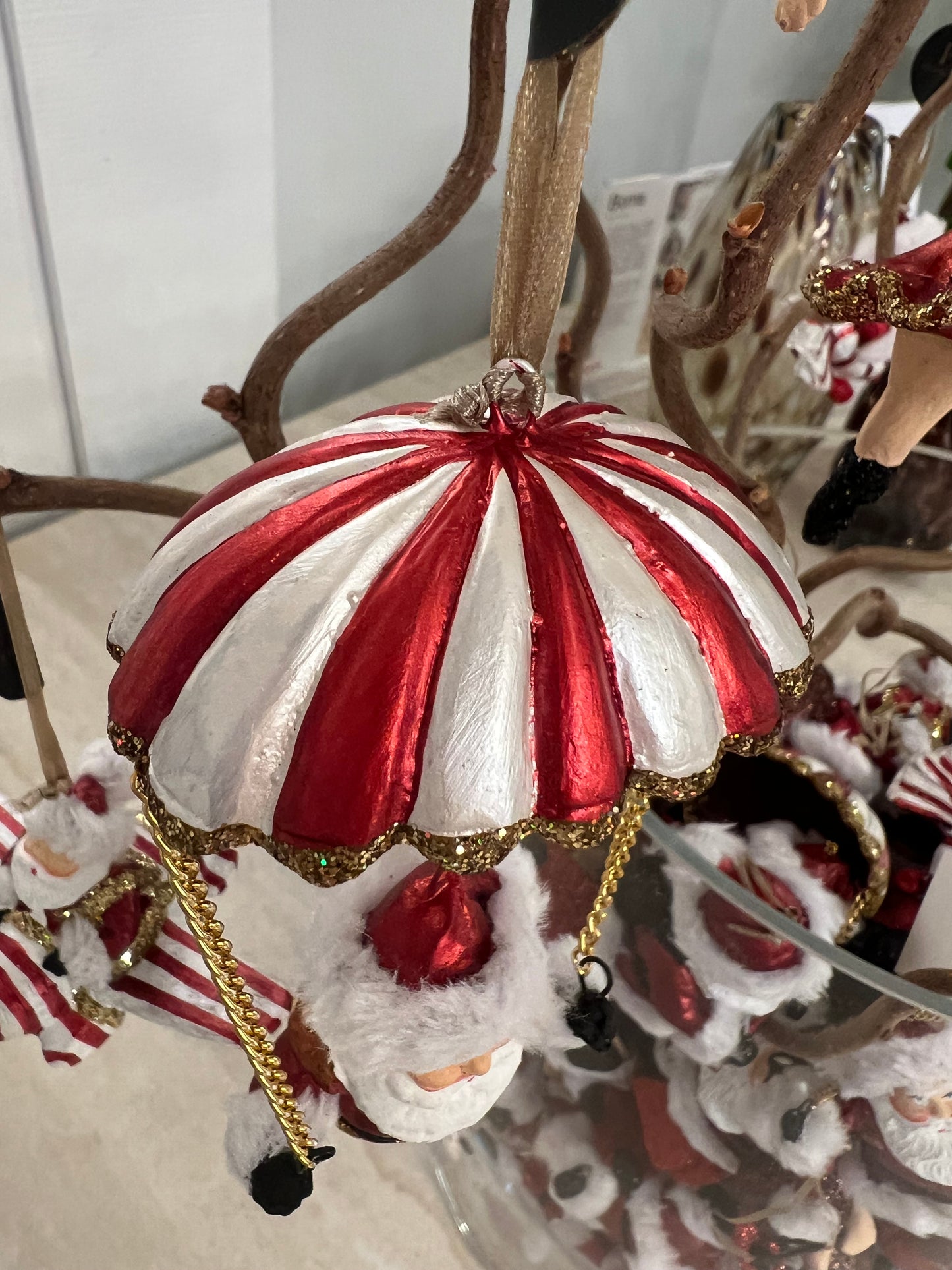 Fallskjerm Nissen, Juletrepynt