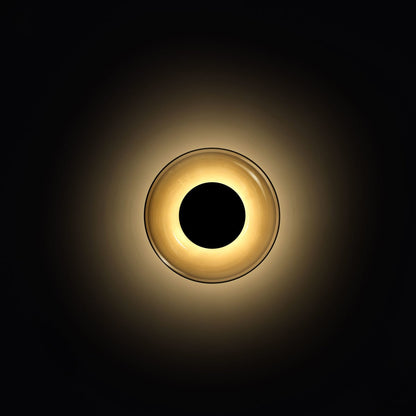 Detaljbilde av Aura vegglampe – inspirert av klassiske karafler