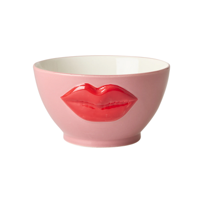 Kissy kiss bolle, keramikk bolle i rosa med røde lepper. Kitchy, kul og unik. Julegaveidee