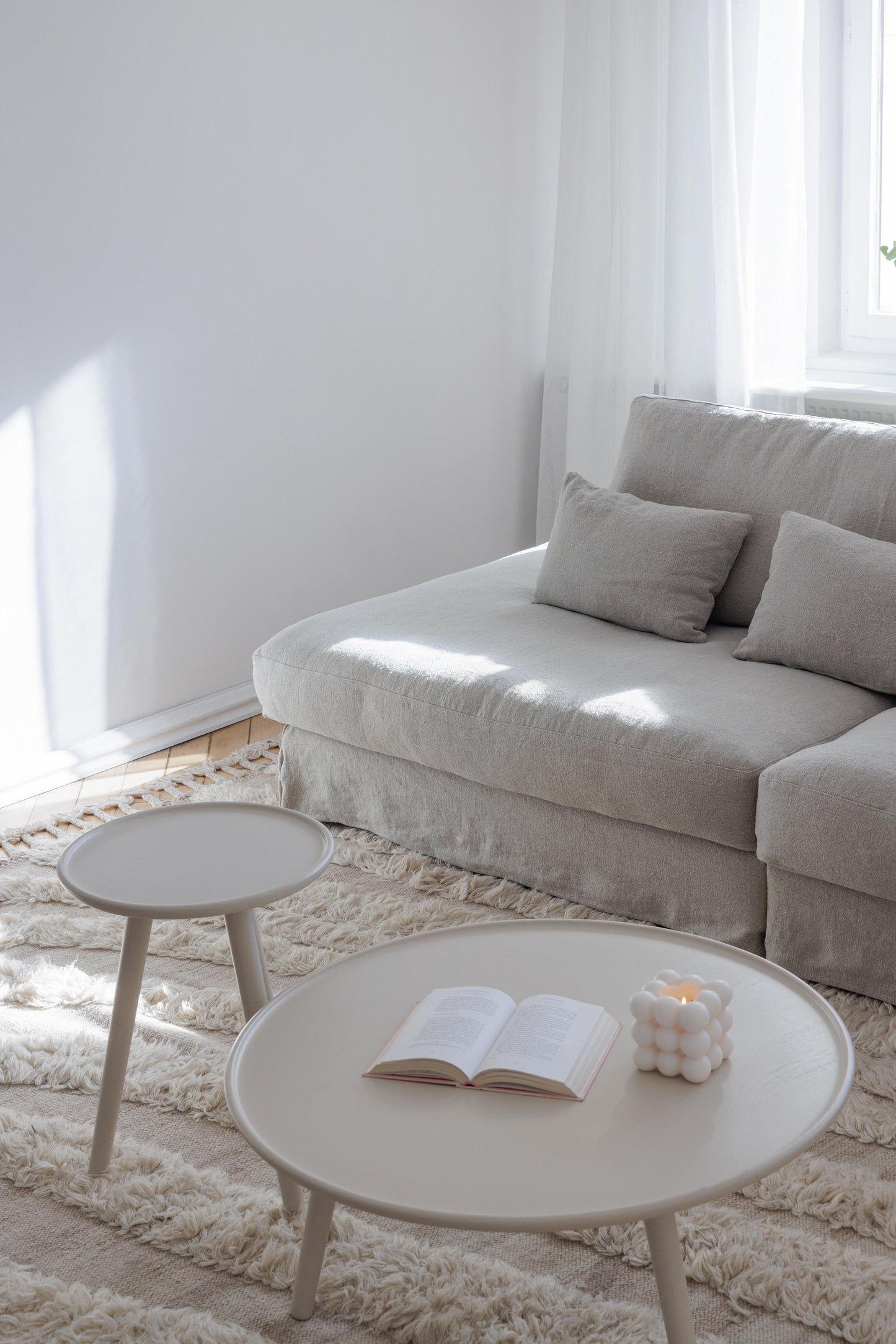 Love sidebord, sofabord heltre eik