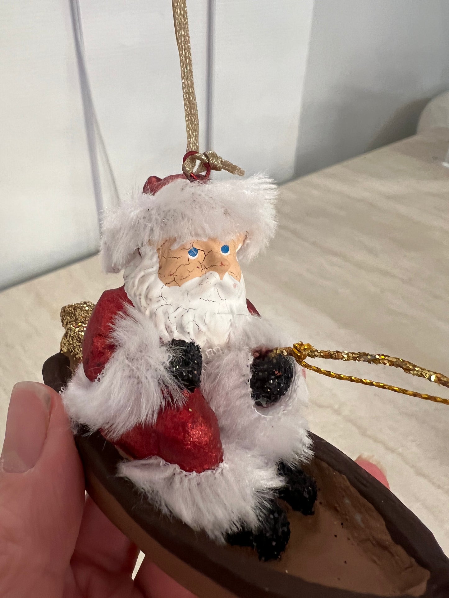 Ro ro til fiskeskjær, Juletrepynt