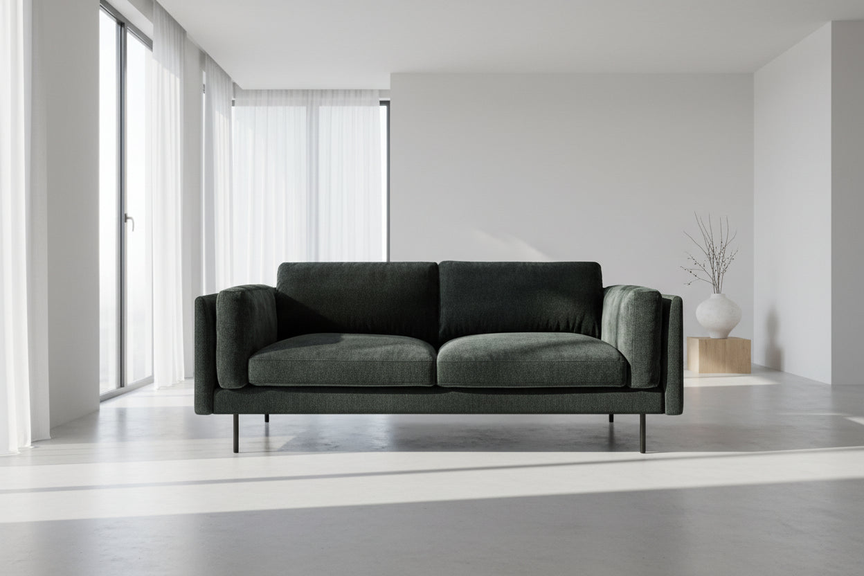 Flotte Sigge sofa i 3 seter utgaven. Sofaen kommer i flere størrelser og kan settes sammen til hjørne,. Velg mellom 100vis av tekstiler