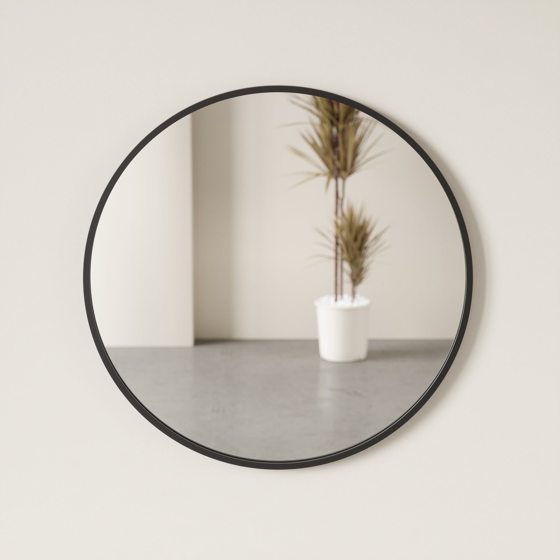 Moderne speil med bred ramme – Hub
