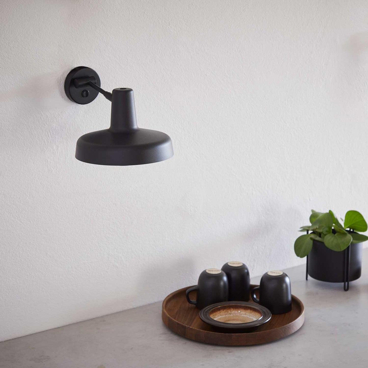 Arigato Vegglampe Xsmall, en del av kategorien Vegglampe - At Home Interiør