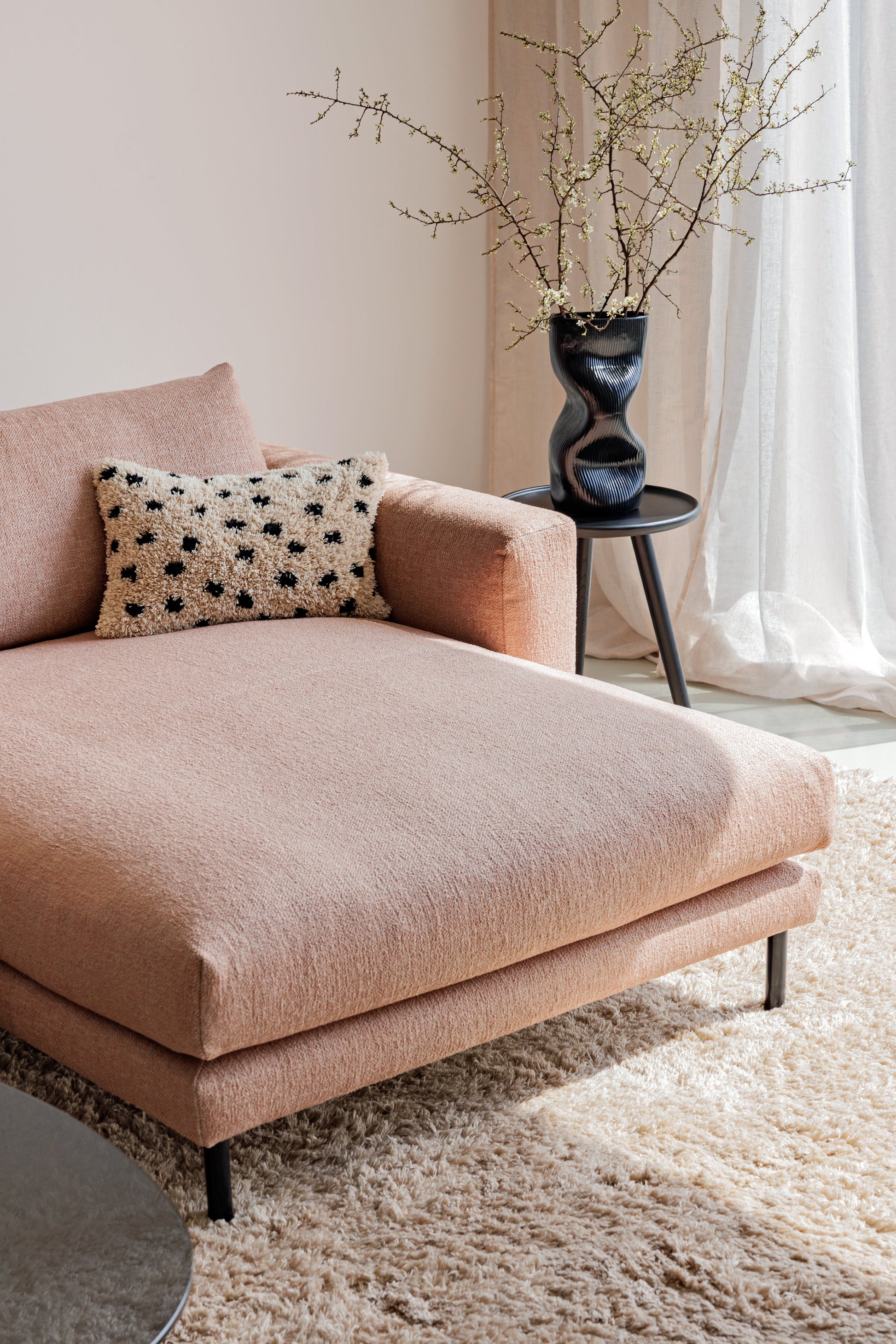 Billie med chaiselongue – Liten sofa, store muligheter, en del av kategorien Hjørnesofa - At Home Interiør