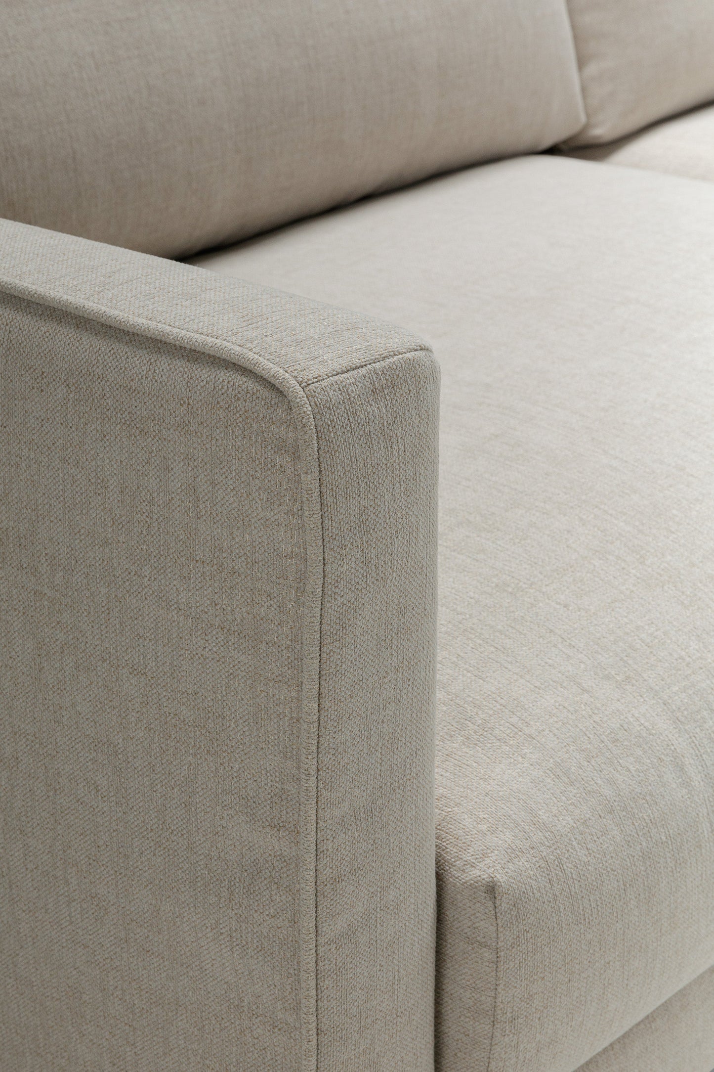 Billie romslig hjørnesofa med åpen ende, en del av kategorien Hjørnesofa - At Home Interiør