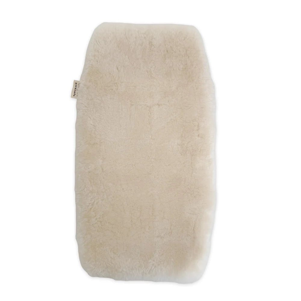 Binibamba saueskinn til LEVO hvilestol, en del av kategorien Babycare - At Home Interiør