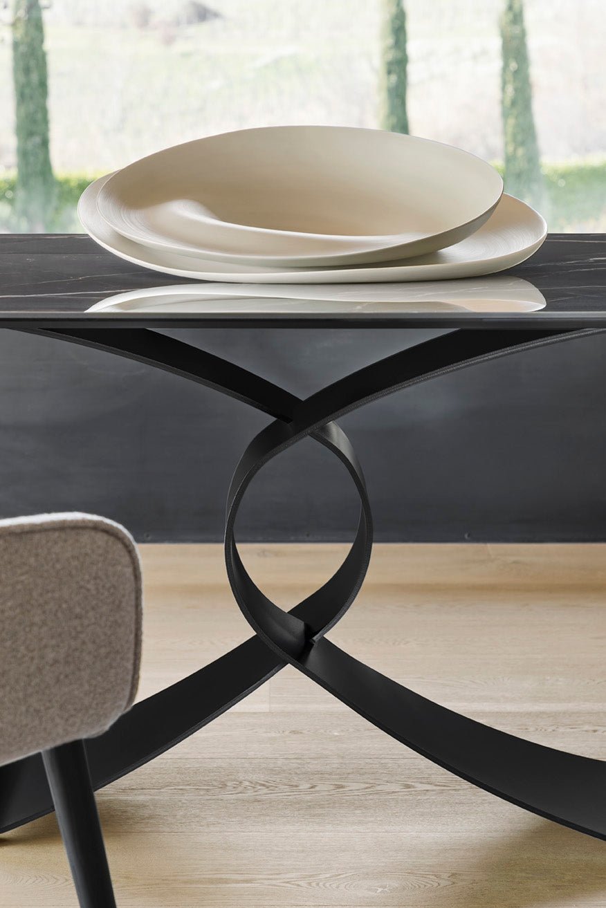 Breeze spisebord 250 keramisk – @HOME Interiør Oslo