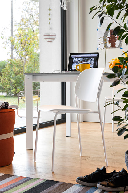 Eminence 160-310 Melamin spisebord