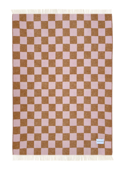 Checkerboard Ullpledd Terra pink, en del av kategorien Pledd - At Home Interiør