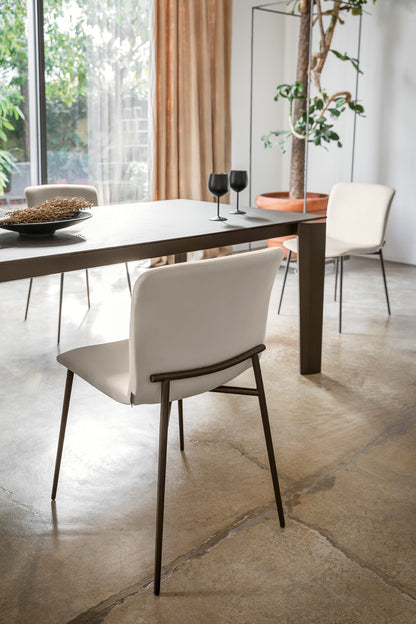 Delta spisebord 3 størrelser med utrekk