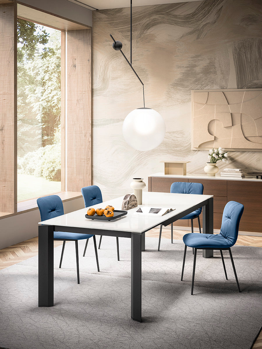 Delta spisebord 3 størrelser med utrekk