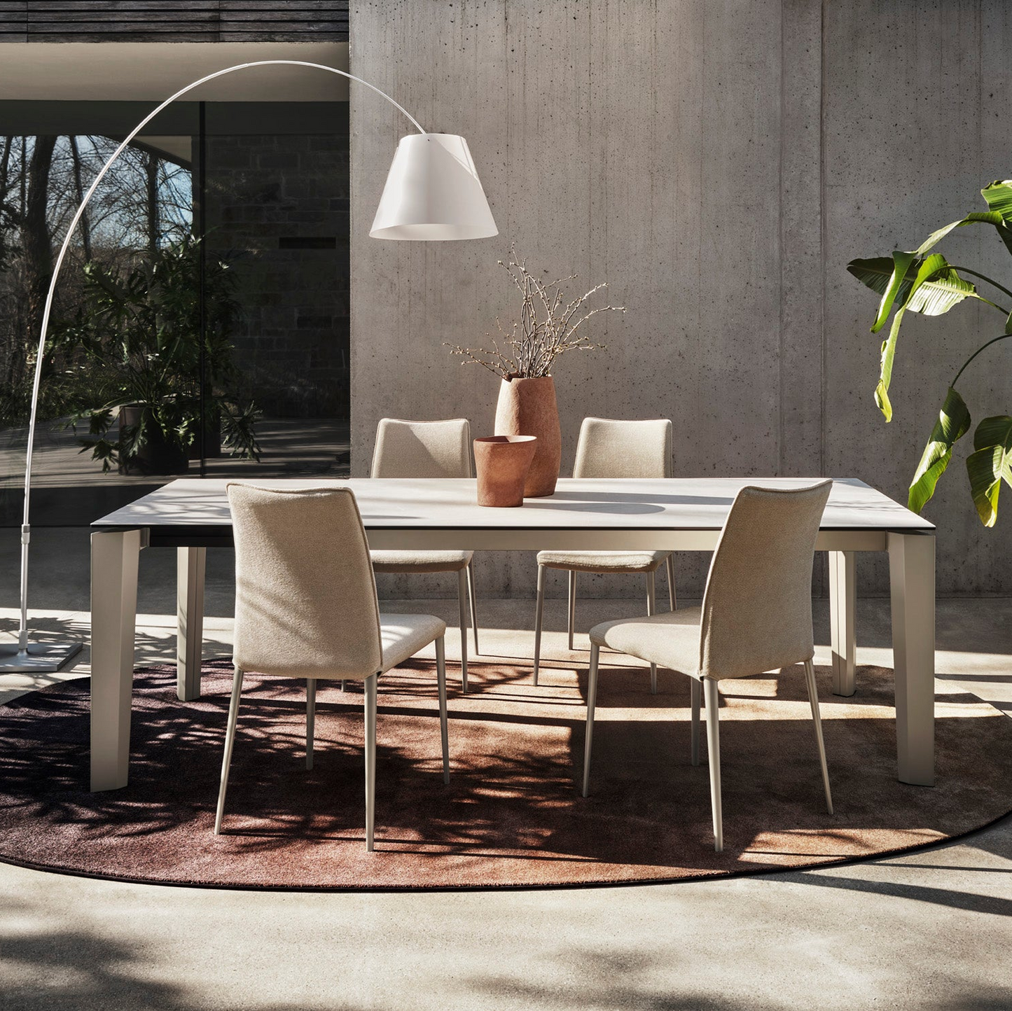 Delta spisebord 3 størrelser med utrekk