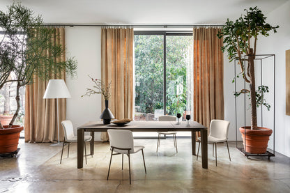 Delta spisebord 3 størrelser med utrekk