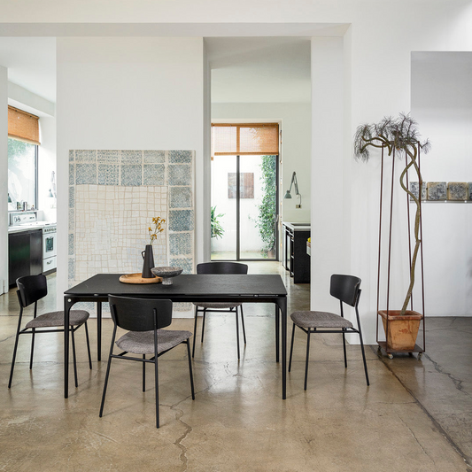 Silhouette spisebord , utrekkbart 2 størrelser