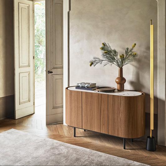 den minste iserien sjenker i Lake familien. Veldig flott sjenk med runde dører