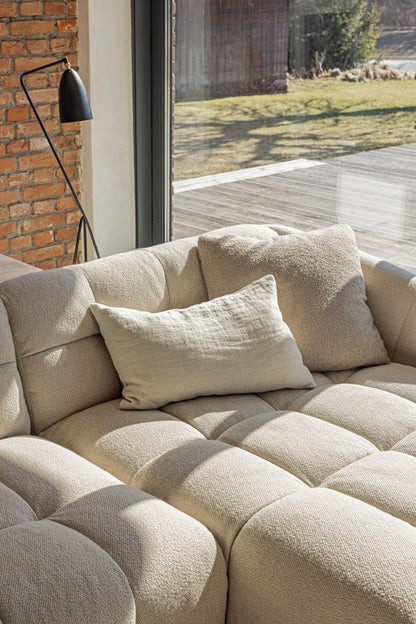 Cube sofa med chaiselounge 272*192 i moderne stue – @HOME Oslo