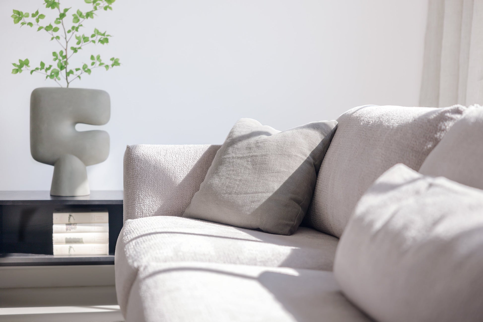 Gustav 2 - seter sofa med chaiselongue, en del av kategorien 3 - seter - At Home Interiør