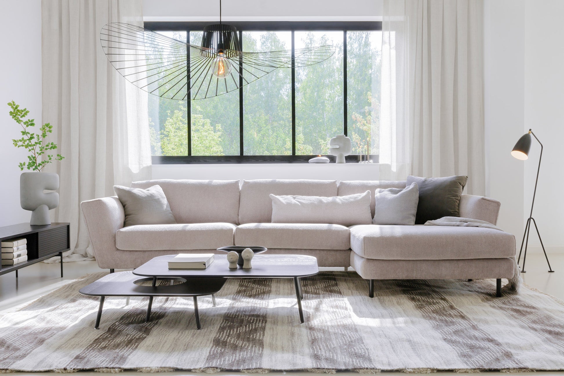 Gustav 2 - seter sofa med chaiselongue, en del av kategorien 3 - seter - At Home Interiør