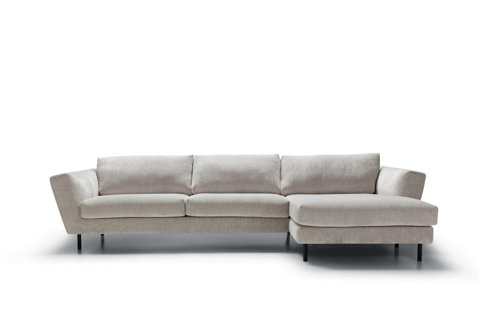 Gustav 2 - seter sofa med chaiselongue, en del av kategorien 3 - seter - At Home Interiør