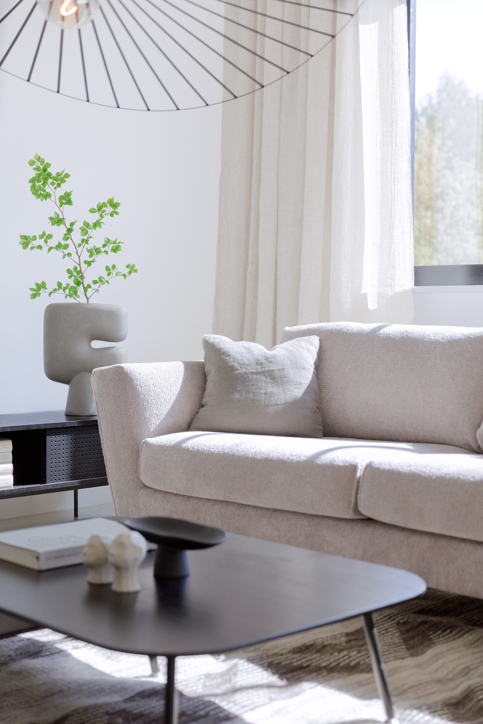 Gustav 2 - seter sofa med chaiselongue, en del av kategorien 3 - seter - At Home Interiør
