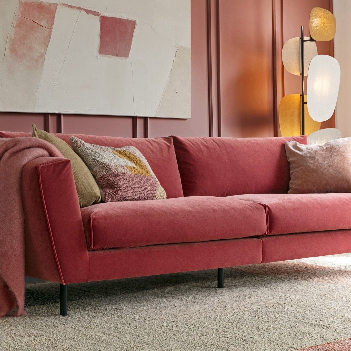 GUSTAV 3XL - seter sofa, flere tekstil valg, en del av kategorien 3 - seter - At Home Interiør