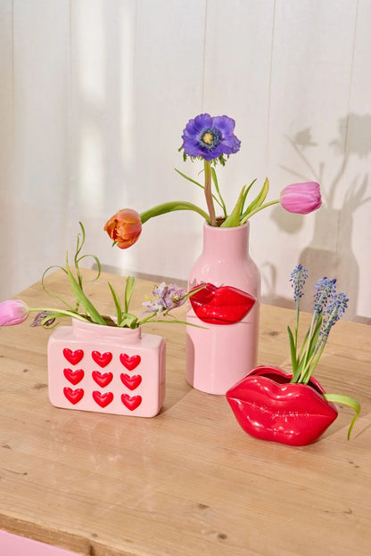 Kissy Kissy vase, en del av kategorien Vase - At Home Interiør