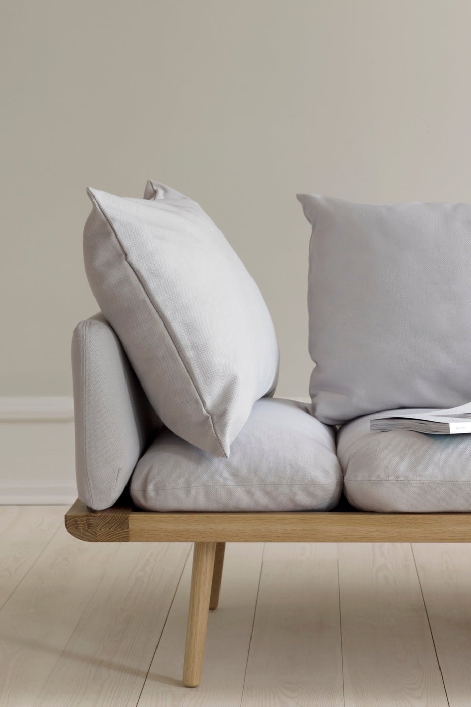 Lounge Around, 1,5 seter sofa, en del av kategorien 2 - seter - At Home Interiør