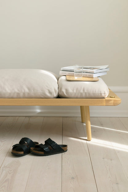 Lounge Around, 1,5 seter sofa, en del av kategorien 2 - seter - At Home Interiør
