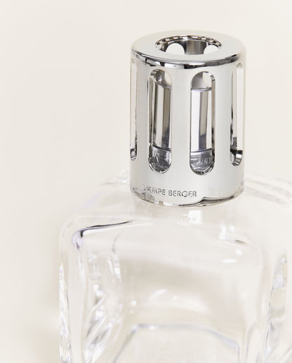 Maison Berger Glaçon duftlampe – transparent – nærbilde av glass og sølvfarget hette