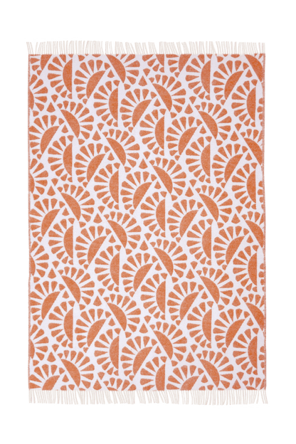 Moooi Woodblock Beetle Ullpledd Rust Cream., en del av kategorien Pledd - At Home Interiør