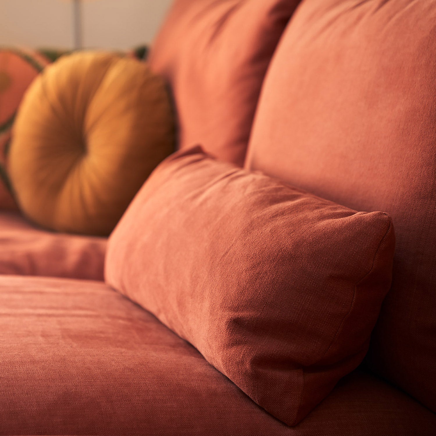 Sally 3,5 - seter sofa, en del av kategorien 4 - seter - At Home Interiør