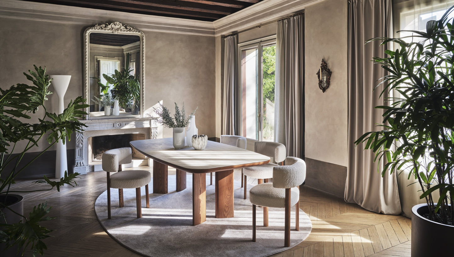 Sandy spisebord 200/250 fast str, en del av kategorien Spisebord - At Home Interiør