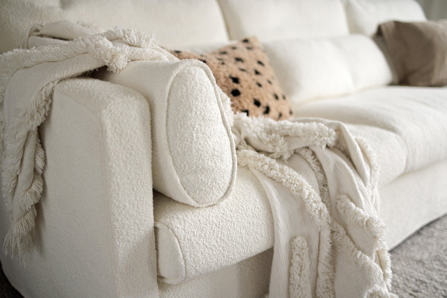 Sara 4 - seter sofa, en del av kategorien 3 - seter - At Home Interiør