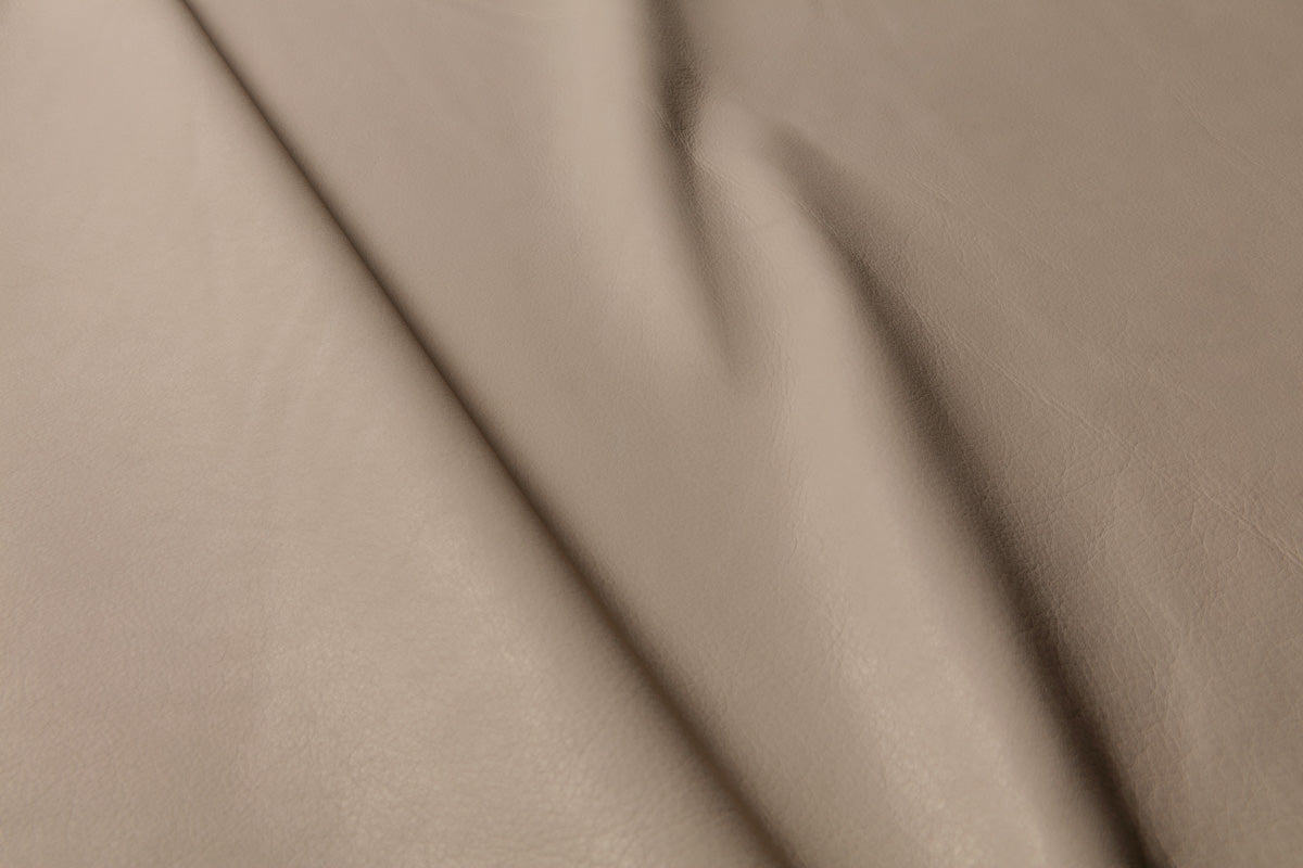 Sigge 3,5 seter sofa, Anilin skinn, en del av kategorien 4 - seter - At Home Interiør