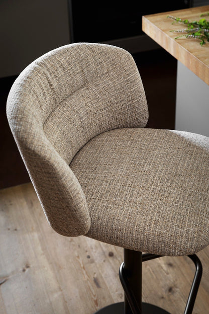 Sweel barstol med gaslift, en del av kategorien barkrakker - At Home Interiør