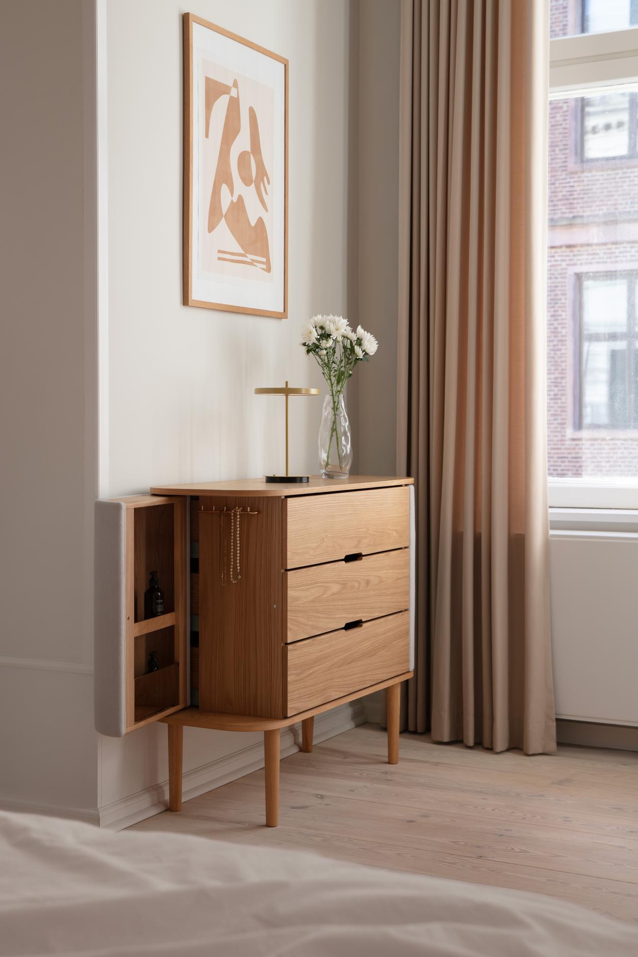 Treasures kommode, en del av kategorien skap - At Home Interiør