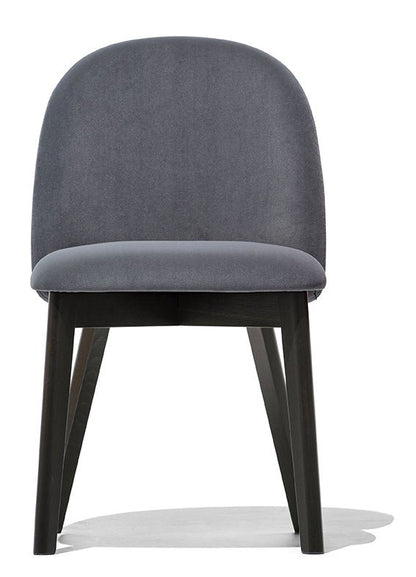 Tuka treben spisestol– Connubia, en del av kategorien Spisestuestol - At Home Interiør