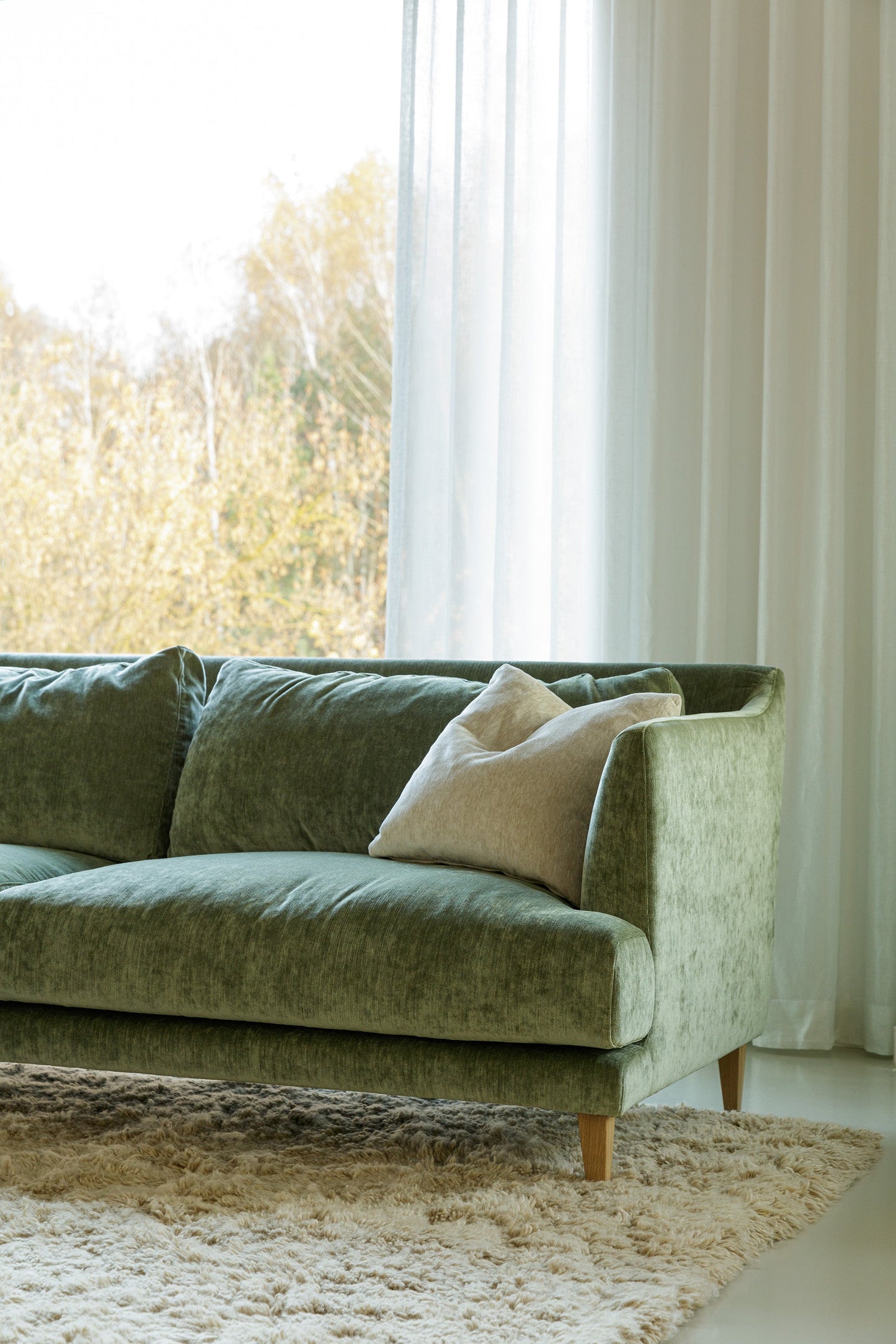 Vera sofa med chaiselounge set 2 i moderne stue – @HOME Oslo