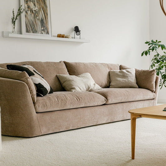 BONNIE 3XL-seter sofa, flere tekstil valg, en del av kategorien 4-seter - At Home Interiør