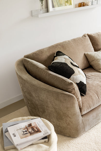 BONNIE 3XL-seter sofa, flere tekstil valg, en del av kategorien 4-seter - At Home Interiør